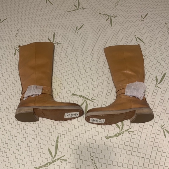 Brand New. Never worn. Sam Eldeman Boots - Picture 2 of 6